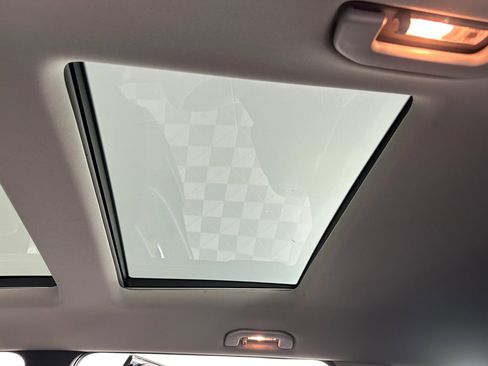 Used 2015 Mercedes-Benz GL 450 4MATIC image 34