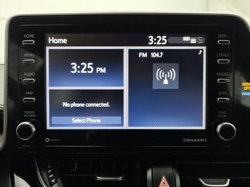 Used 2021 Toyota C-HR LE image 30