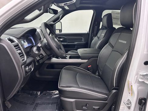 New 2026 RAM 2500 Laramie w/ Night Edition AWD/4WD image 12
