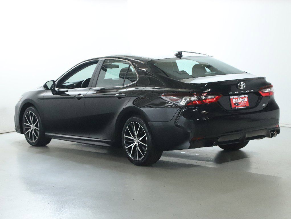 Used 2024 Toyota Camry SE FWD image 39