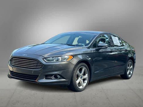 Used 2015 Ford Fusion SE w/ Equipment Group 201A FWD image 1