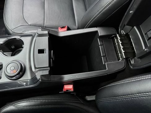 Certified 2018 Ford Explorer Limited image 16