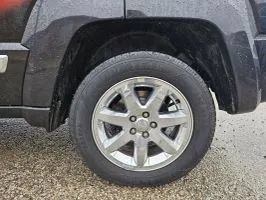 Used 2012 Jeep Liberty Limited w/ Tire & Wheel Group AWD/4WD image 7