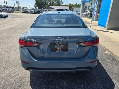 Used 2024 Nissan Sentra SV FWD image 4