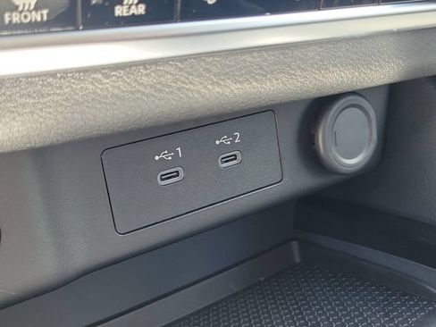 New 2026 Nissan Rogue SV FWD image 31