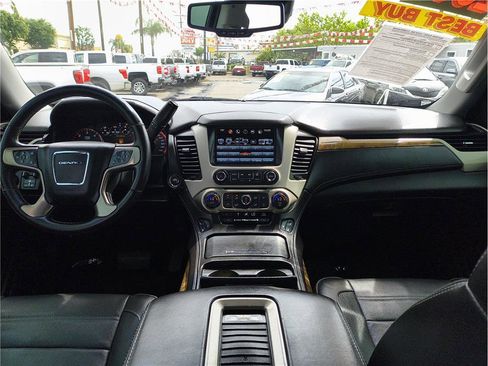 Used 2016 GMC Yukon XL Denali w/ Open Road Package image 7