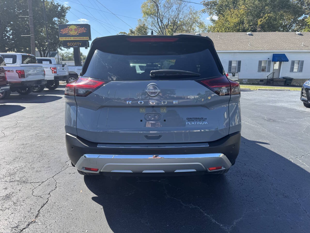 Used 2022 Nissan Rogue Platinum w/ Head-Up Display Package FWD image 5