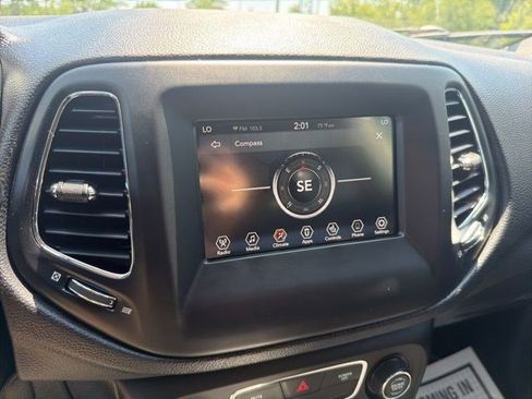 Used 2019 Jeep Compass Sport w/ Cold Weather Group AWD/4WD image 28
