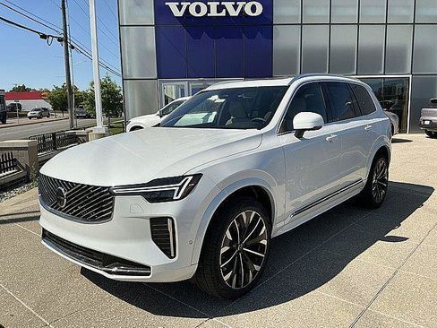 New 2026 Volvo XC90 B5 Plus w/ Protection Package AWD/4WD image 3