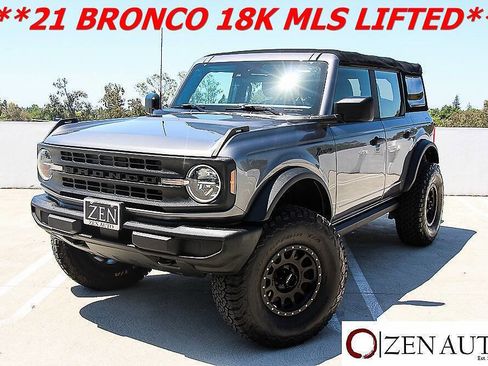 Used 2021 Ford Bronco 4-Door AWD/4WD image 3