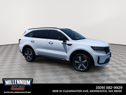 Used 2022 Kia Sorento EX w/ Panoramic Sunroof Package FWD image 1
