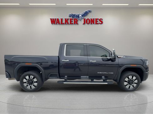 Used 2024 GMC Sierra 2500 Denali w/ Denali Reserve Package image 2