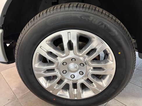 Used 2011 Ford F150 Platinum image 11