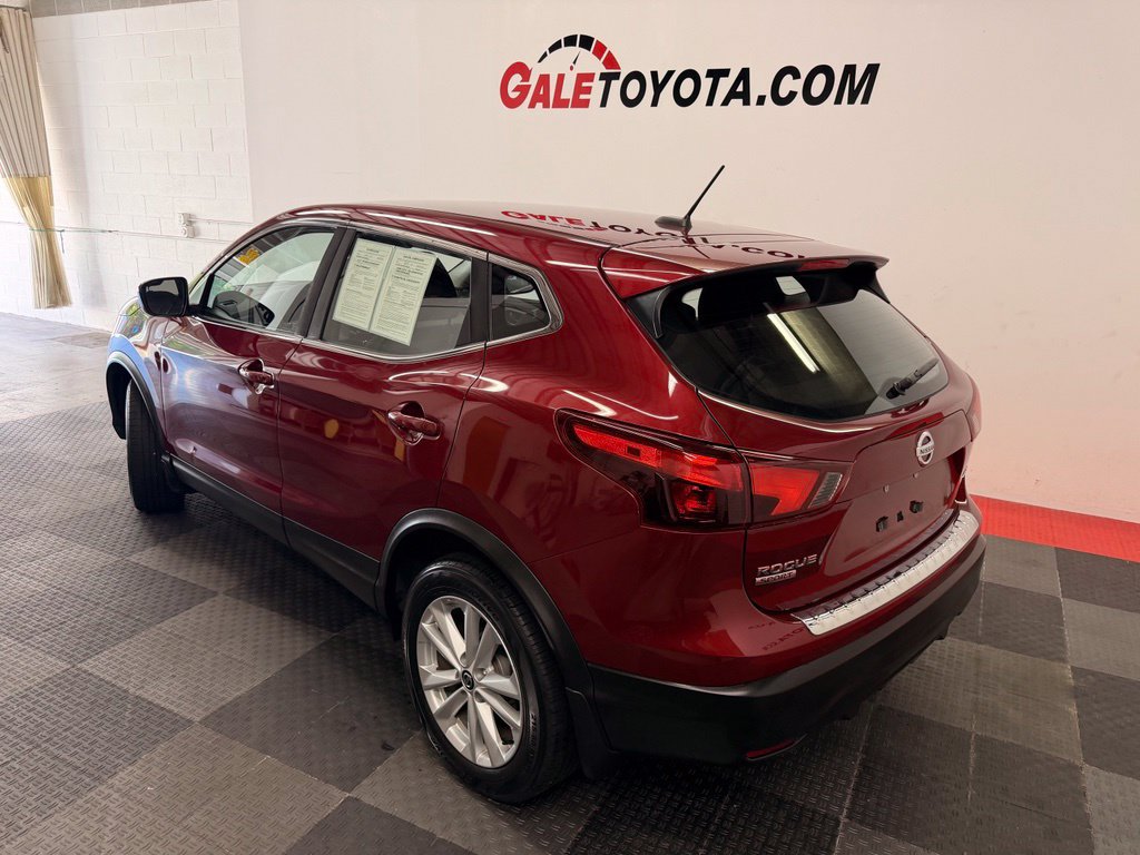 Used 2019 Nissan Rogue Sport S w/ Appearance Package AWD/4WD image 10