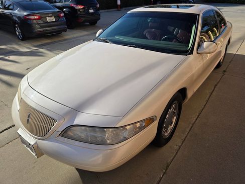 Used 1998 Lincoln Mark VIII LSC image 3