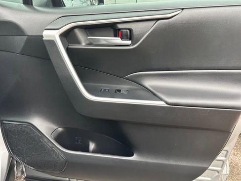 Used 2023 Toyota RAV4 XLE w/ Convenience Package image 36