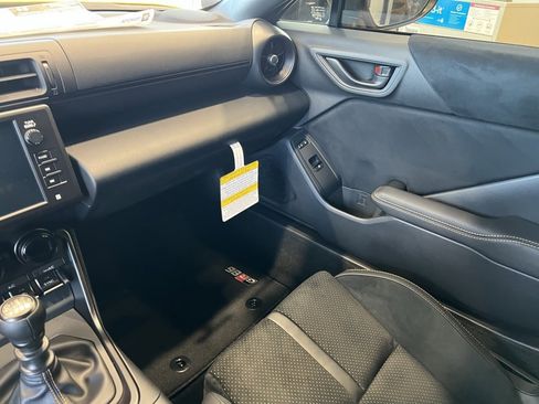 New 2026 Toyota GR86 YUZU Limited image 11