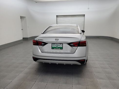 Used 2023 Nissan Altima 2.5 S FWD image 7