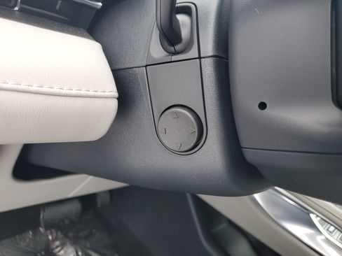 New 2026 Lincoln Nautilus Reserve w/ Jet Appearance Package image 16