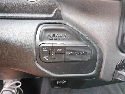 Used 2022 RAM 2500 Big Horn w/ Cold Weather Group AWD/4WD image 18