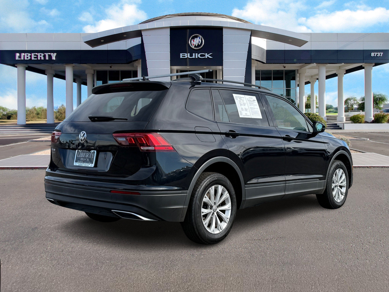 Used 2020 Volkswagen Tiguan S FWD image 3