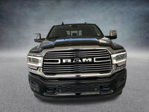 Used 2023 RAM 2500 Laramie AWD/4WD image 12
