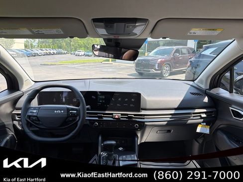 New 2026 Kia Sportage LX w/ LX Convenience Package AWD/4WD image 22