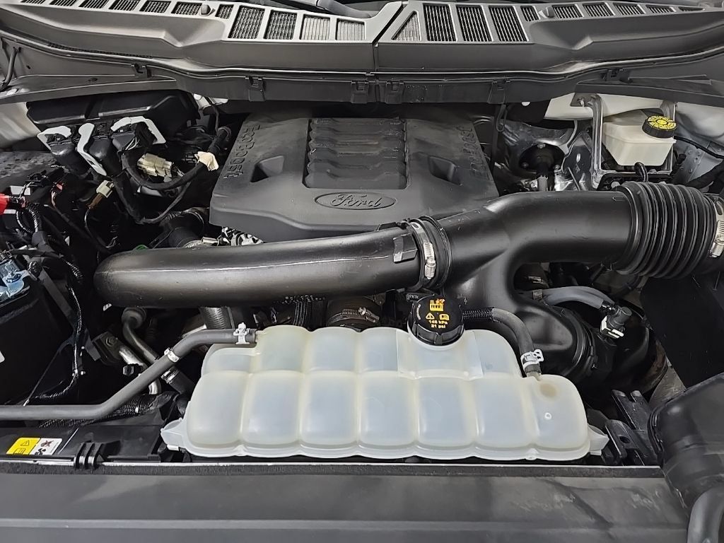 Used 2021 Ford F150 XLT AWD/4WD image 13