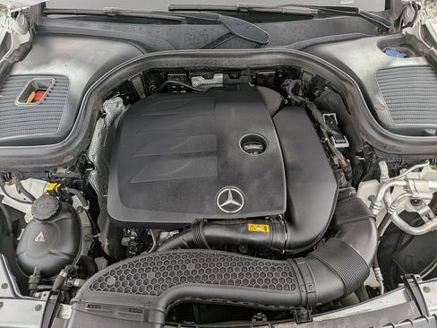 Used 2021 Mercedes-Benz GLC 300 4MATIC image 28