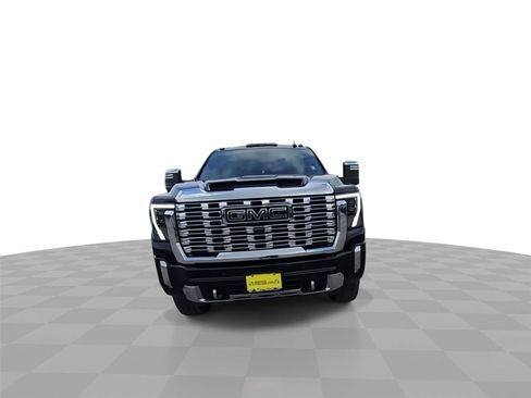 Used 2025 GMC Sierra 2500 Denali w/ Denali Reserve Package AWD/4WD image 3