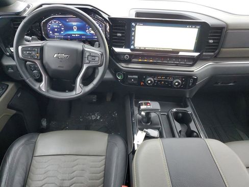 Used 2023 Chevrolet Silverado 1500 ZR2 image 24