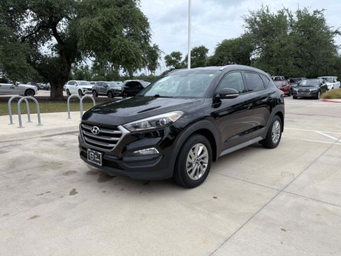Used 2018 Hyundai Tucson SEL Plus FWD image 2