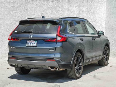 Used 2023 Honda CR-V Sport Touring image 4