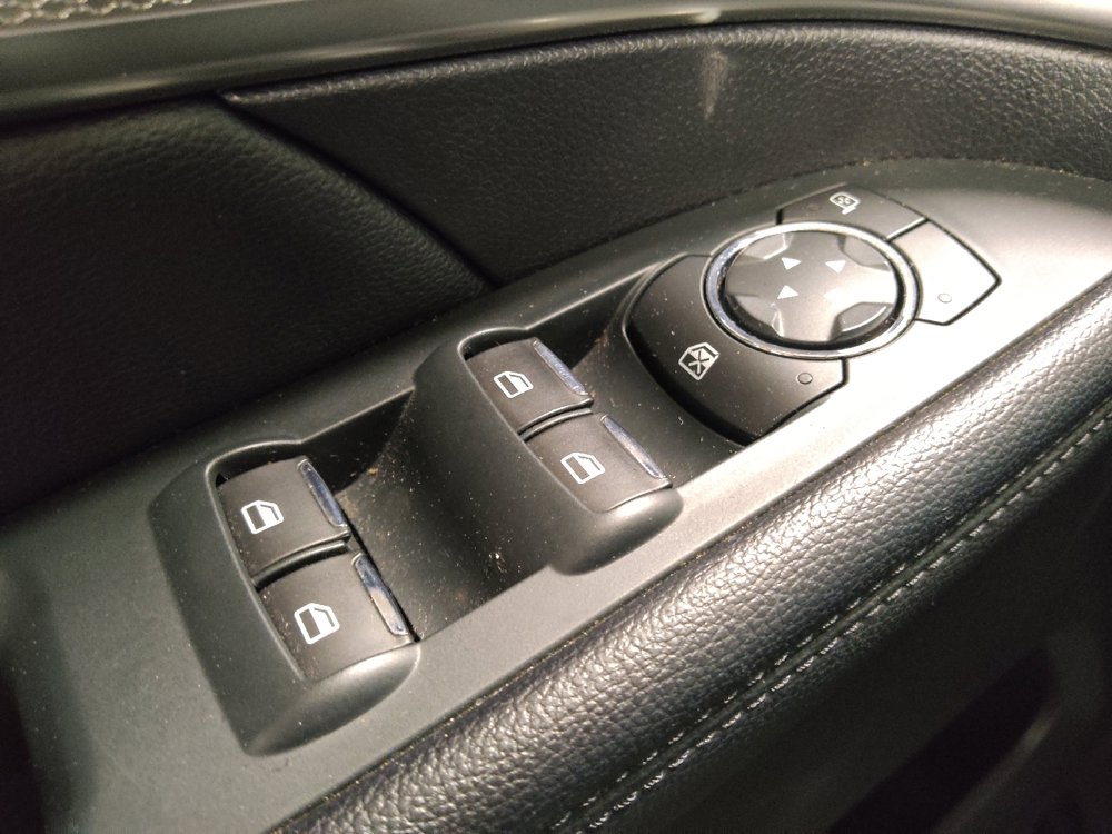 Used 2019 Ford Explorer XLT w/ Equipment Group 201A FWD image 27