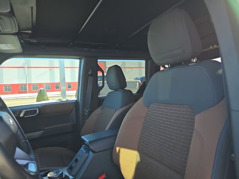 Used 2023 Ford Bronco Outer Banks image 12