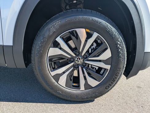 New 2026 Volkswagen Atlas SE FWD image 11