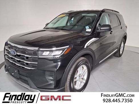 Used 2025 Ford Explorer Active AWD/4WD image 1