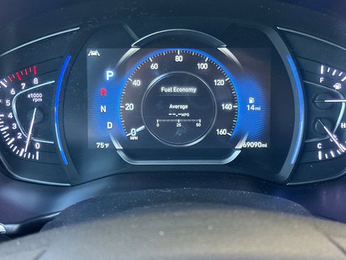 Used 2020 Hyundai Santa Fe SEL image 24