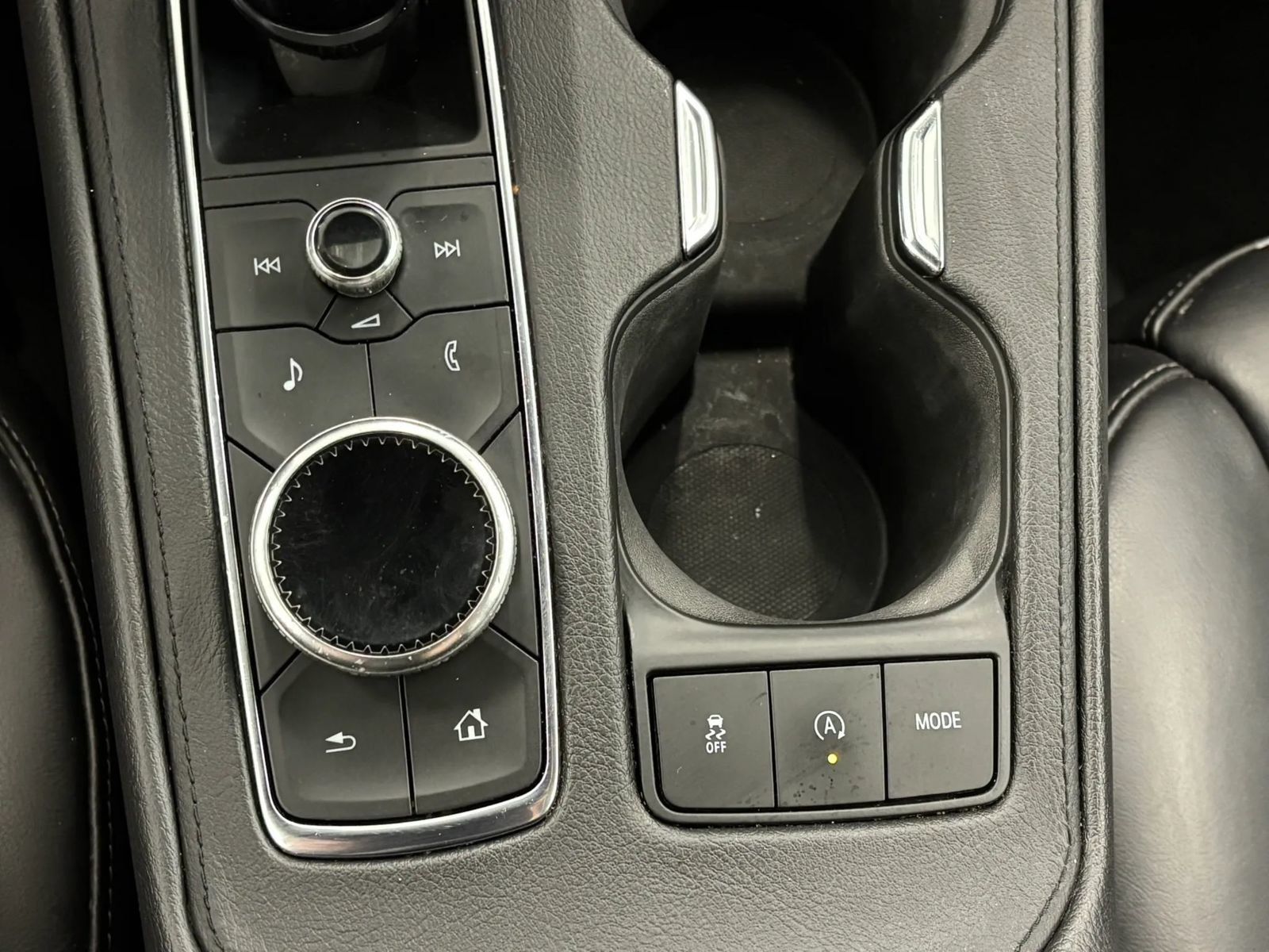 Used 2020 Cadillac XT4 Premium Luxury w/ Technology Package FWD image 46