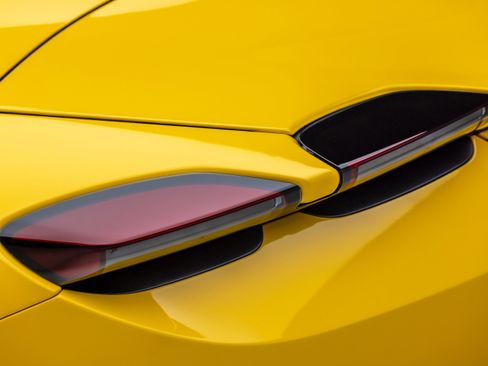 Certified 2025 Ferrari Roma Spider image 22