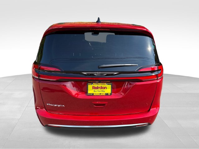 New 2027 Chrysler Pacifica Select FWD image 6