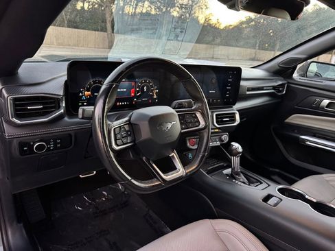 Used 2024 Ford Mustang Premium image 25