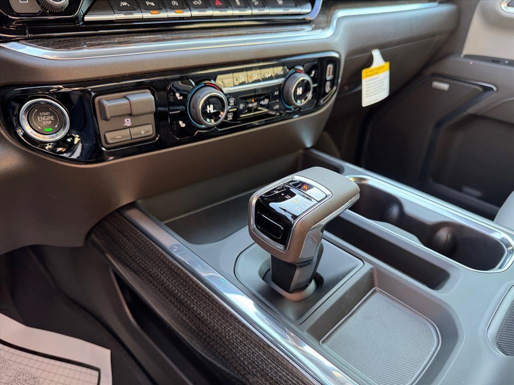 New 2026 Chevrolet Silverado 1500 RST w/ Dark Appearance Package AWD/4WD image 18