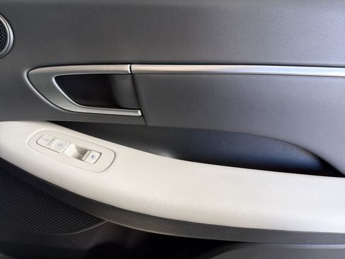 Used 2024 Hyundai Sonata SEL w/ Convenience Package FWD image 17