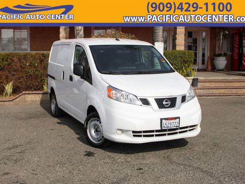 Used 2020 Nissan NV200 S w/ Back Door Glass Package FWD image 1
