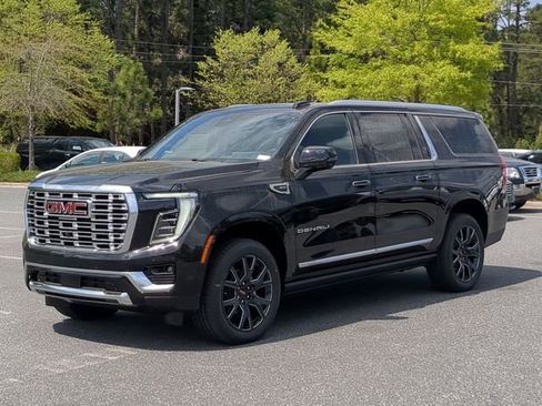 New 2026 GMC Yukon XL Denali w/ Sun & Power Step Package AWD/4WD image 11