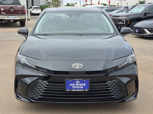 Used 2026 Toyota Camry LE FWD image 3
