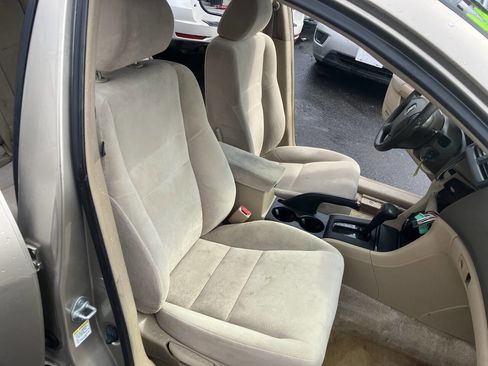 Used 2004 Honda Accord EX image 24