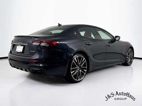 Used 2022 Maserati Ghibli Trofeo RWD image 7