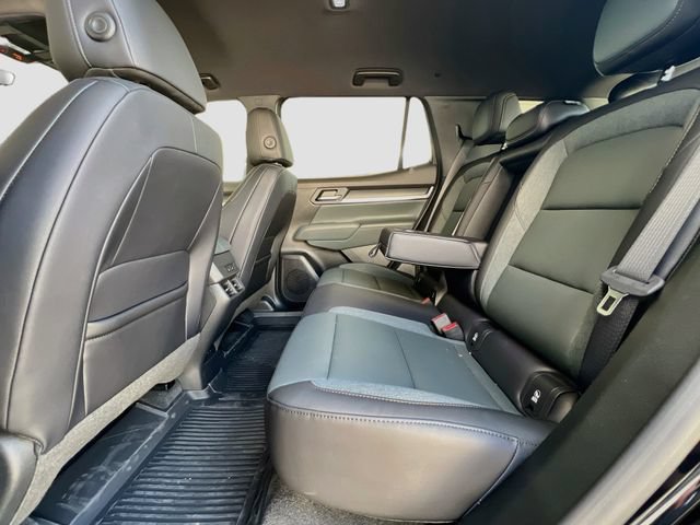New 2027 GMC Terrain AT4 w/ Convenience Package III AWD/4WD image 17